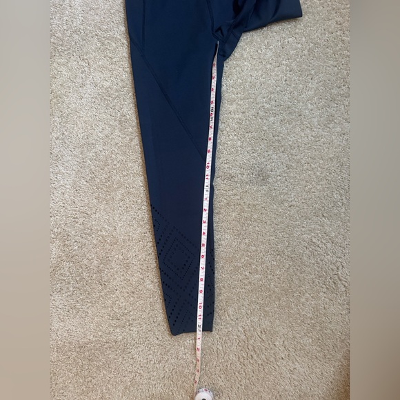 Marika gray leggings, size s - Picture 4 of 6